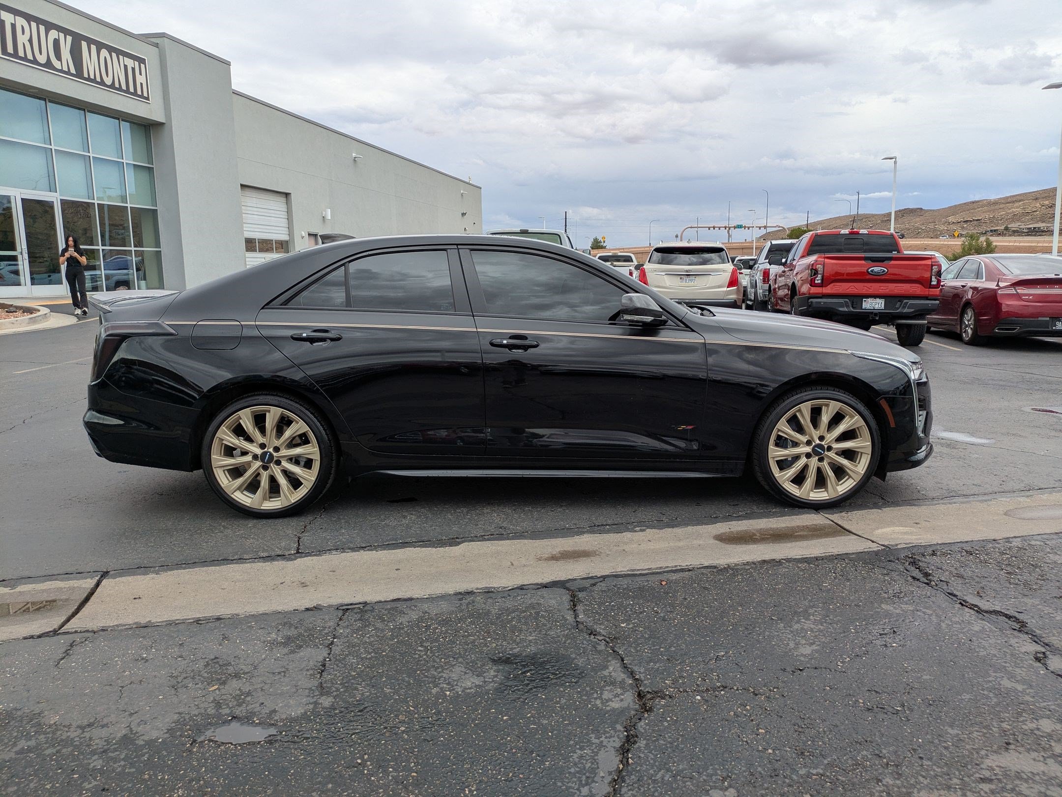 Used 2024 Cadillac CT4 V w/ LPO, ONYX Package AWD/4WD image 2