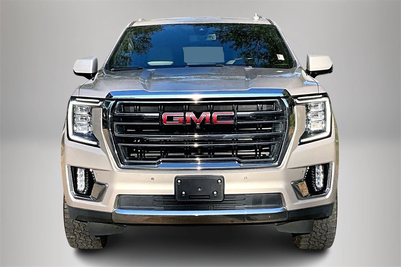 Used 2021 GMC Yukon SLT w/ SLT Luxury Plus Package image 3