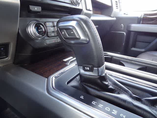Used 2015 Ford F150 Platinum w/ Equipment Group 701A Luxury AWD/4WD image 25