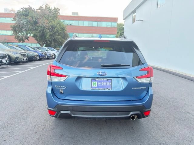 Used 2023 Subaru Forester Limited AWD/4WD image 7