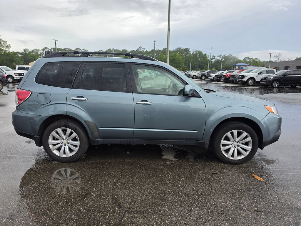 Used 2012 Subaru Forester 2.5X Premium AWD/4WD image 6
