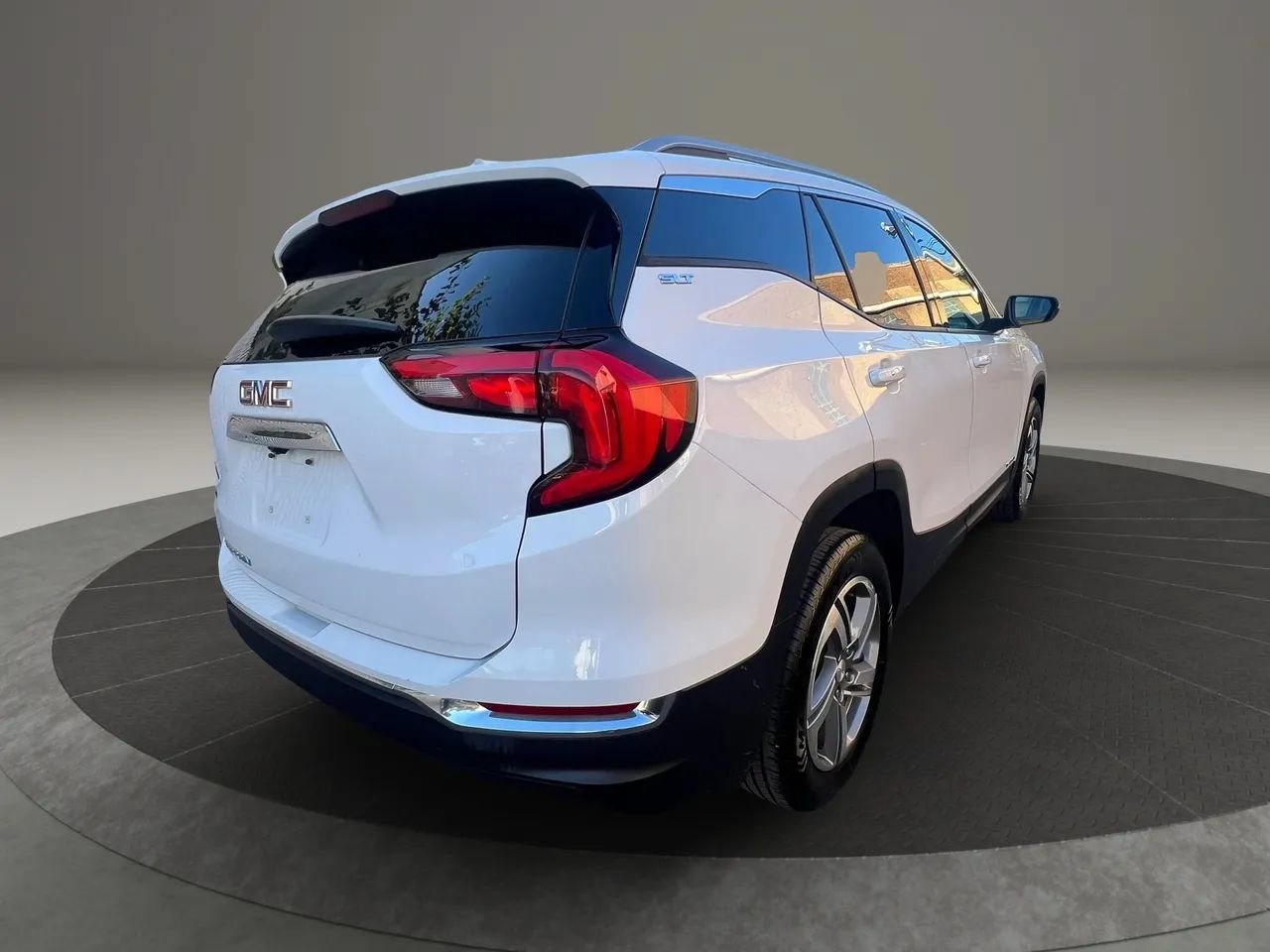 Used 2020 GMC Terrain SLT FWD image 5