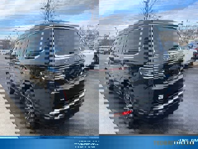 Used 2024 Jeep Grand Wagoneer L 4WD image 6