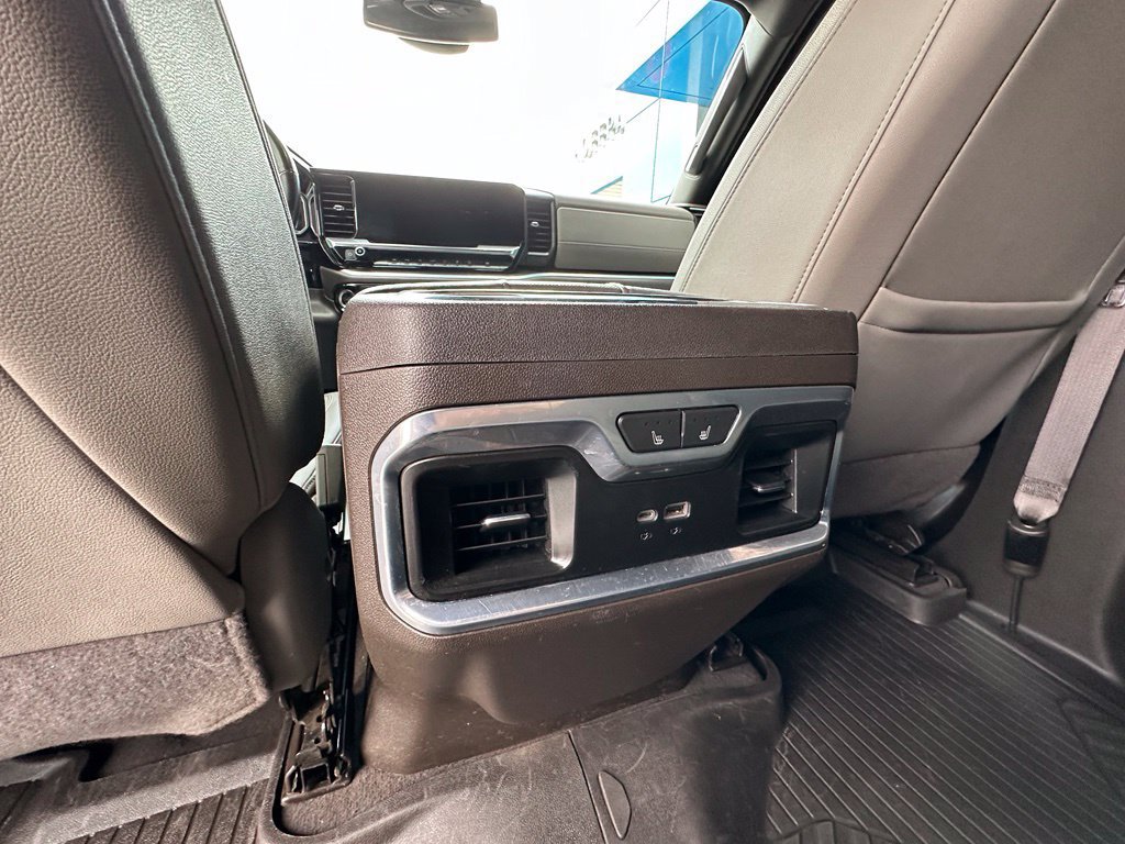 Used 2022 Chevrolet Silverado 1500 LTZ AWD/4WD image 28