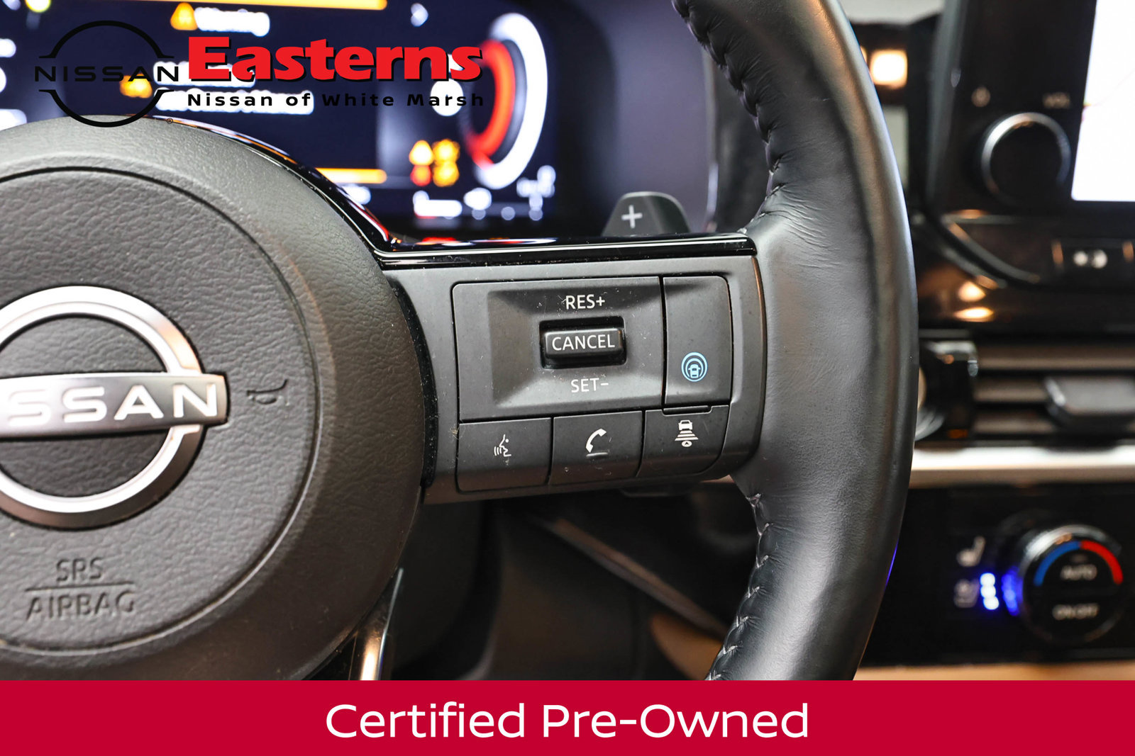 Used 2023 Nissan Pathfinder Platinum w/ Cargo Package AWD/4WD image 16