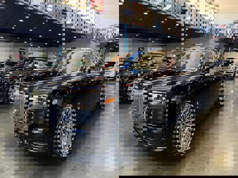 Used 2026 Rolls-Royce Phantom image 2