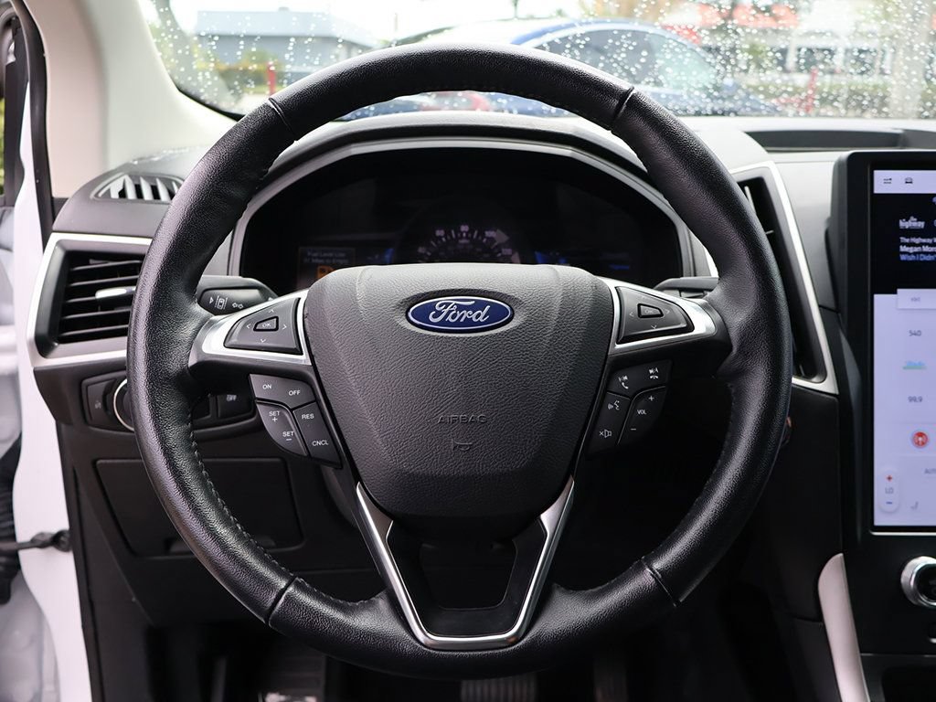 Used 2024 Ford Edge SEL AWD/4WD image 39