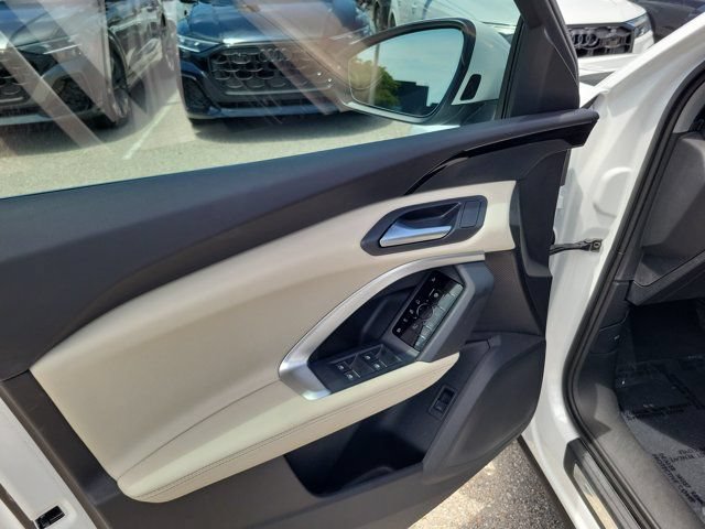 Certified 2025 Audi Q5 Premium w/ Convenience Package AWD/4WD image 18