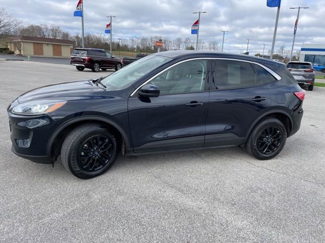 Used 2021 Ford Escape SE w/ Cold Weather Package image 4