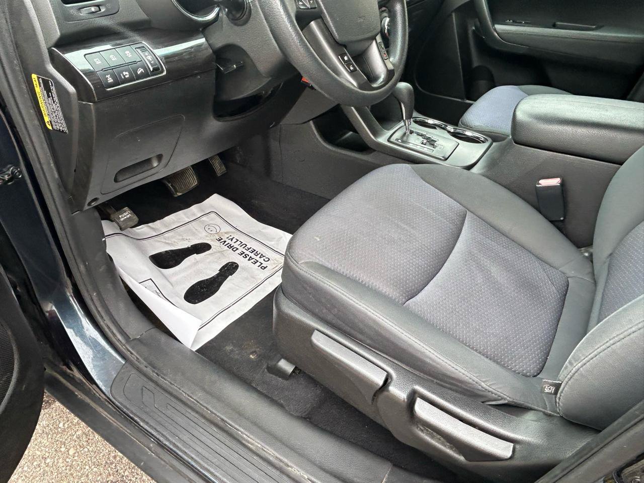Used 2012 Kia Sorento LX w/ Convenience Pkg AWD/4WD image 10