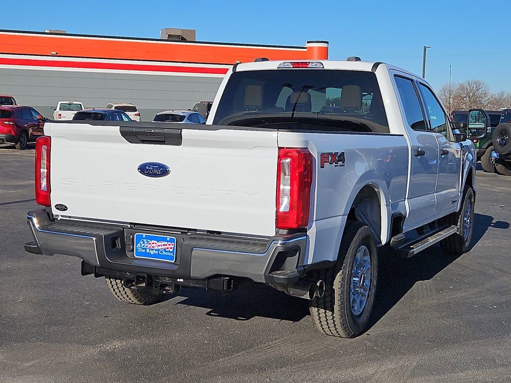 New 2026 Ford F250 XLT w/ FX4 Off-Road Package image 11