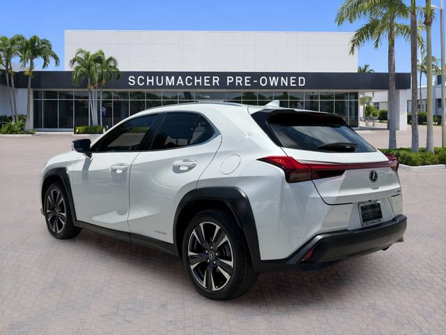 Used 2021 Lexus UX 250h w/ Accessory Package (Z2) AWD/4WD image 5