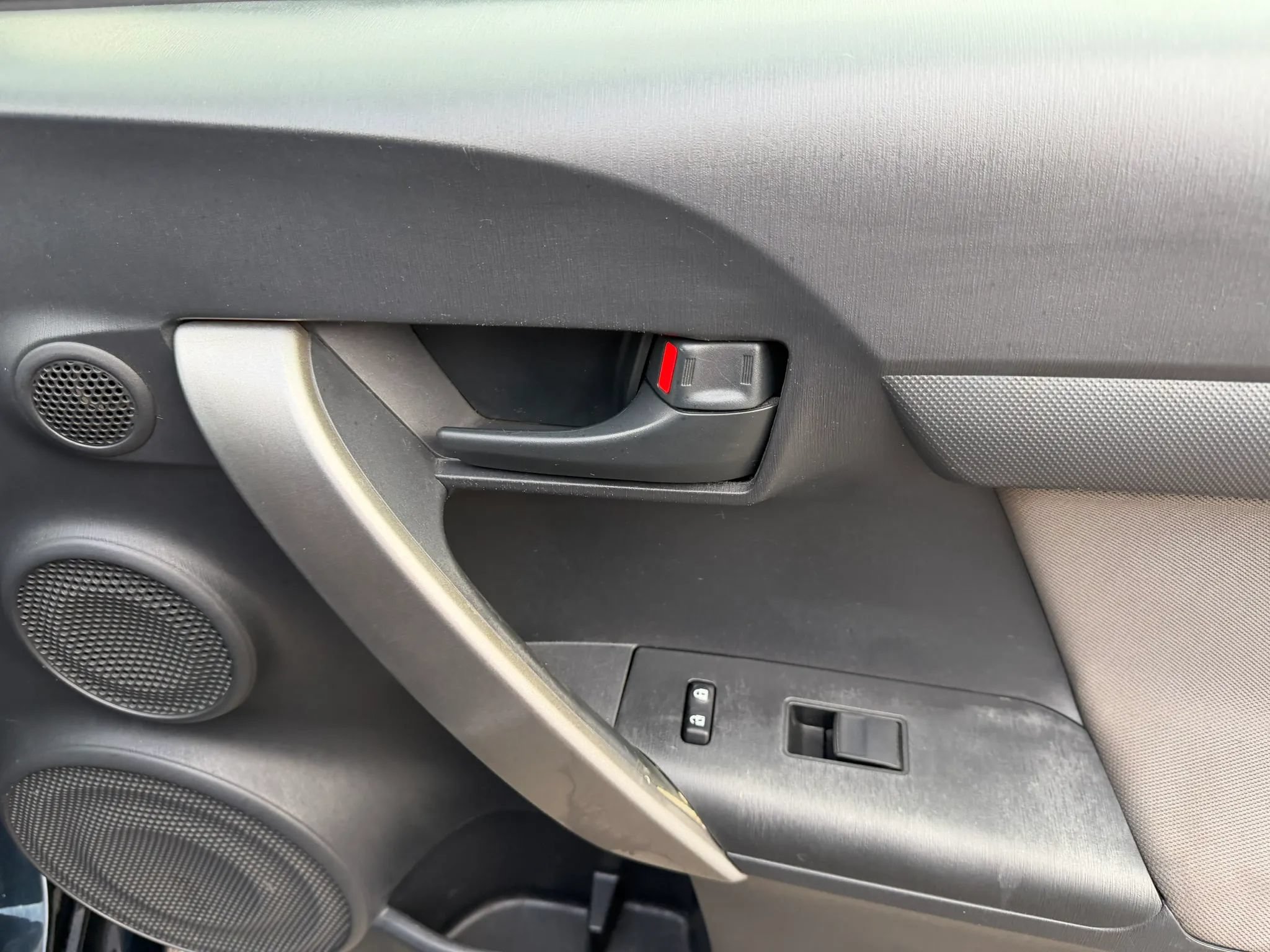 Used 2015 Scion tC FWD image 21