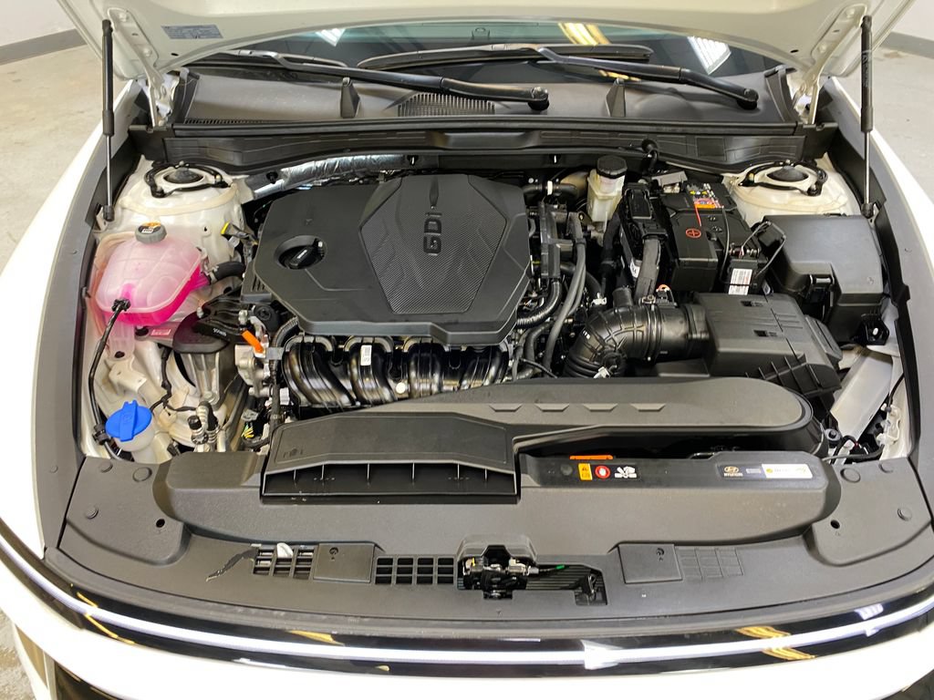 Used 2026 Hyundai Sonata SEL FWD image 9