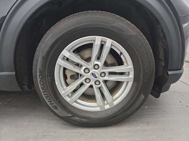 Used 2023 Ford Explorer XLT w/ Equipment Group 202A image 10