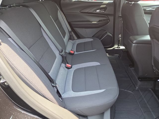 New 2026 Chevrolet TrailBlazer LT w/ Midnight Edition FWD image 16