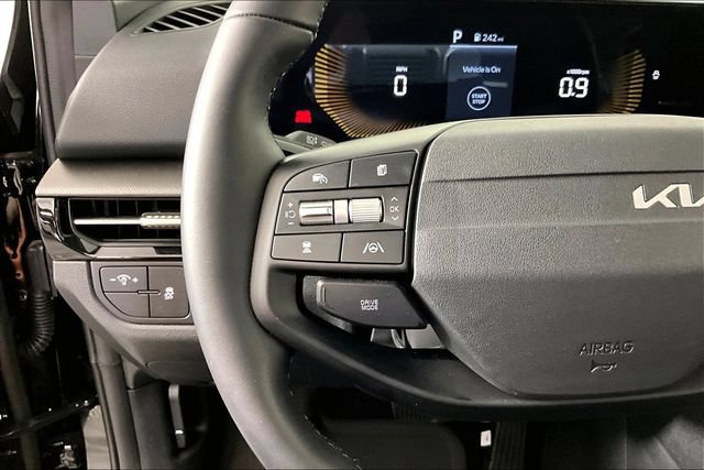 Certified 2026 Kia Sportage LX FWD image 10