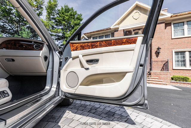 Used 2014 Bentley Flying Spur W12 AWD/4WD image 35