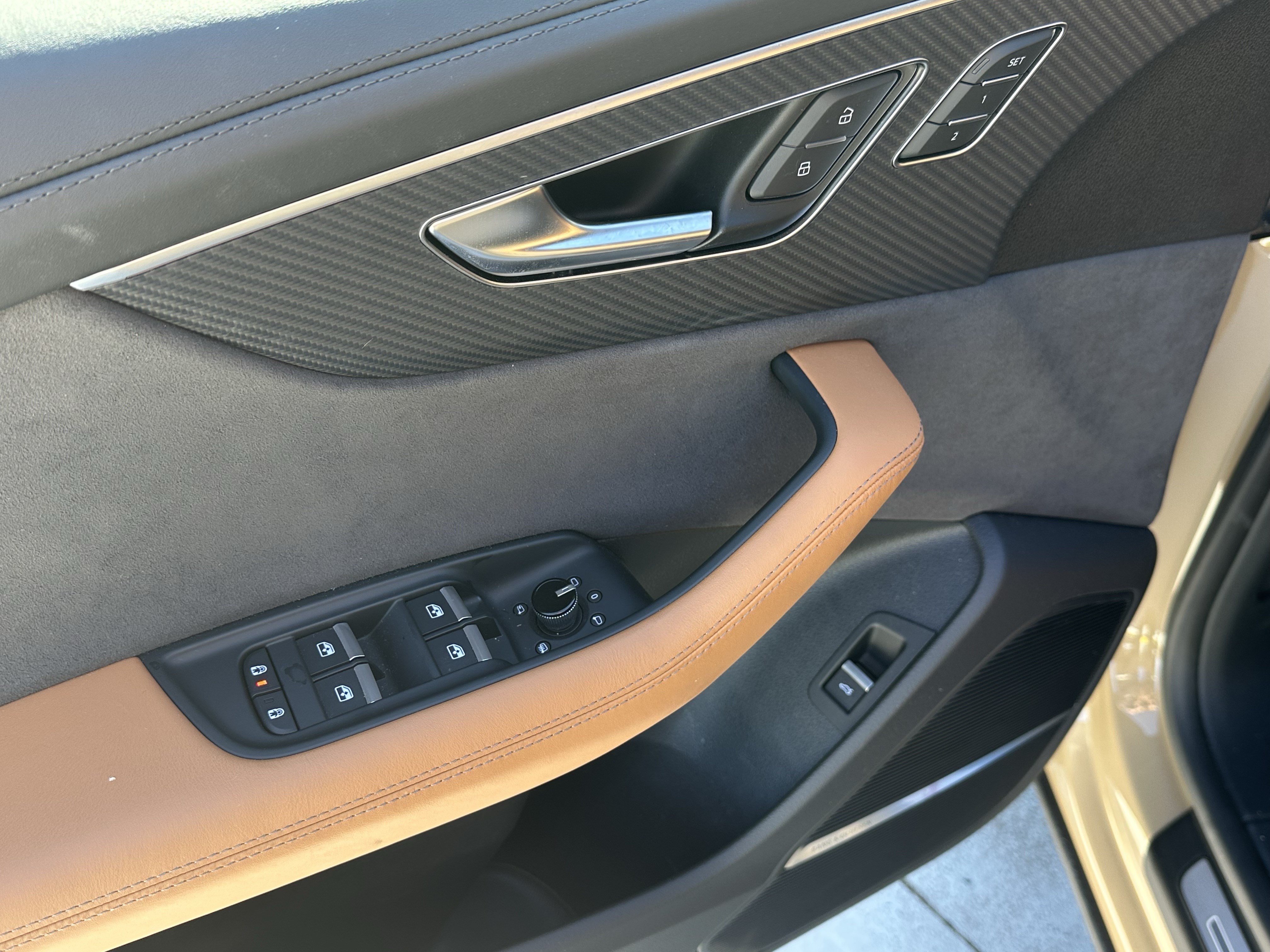 Used 2025 Audi RS Q8 performance AWD/4WD image 15