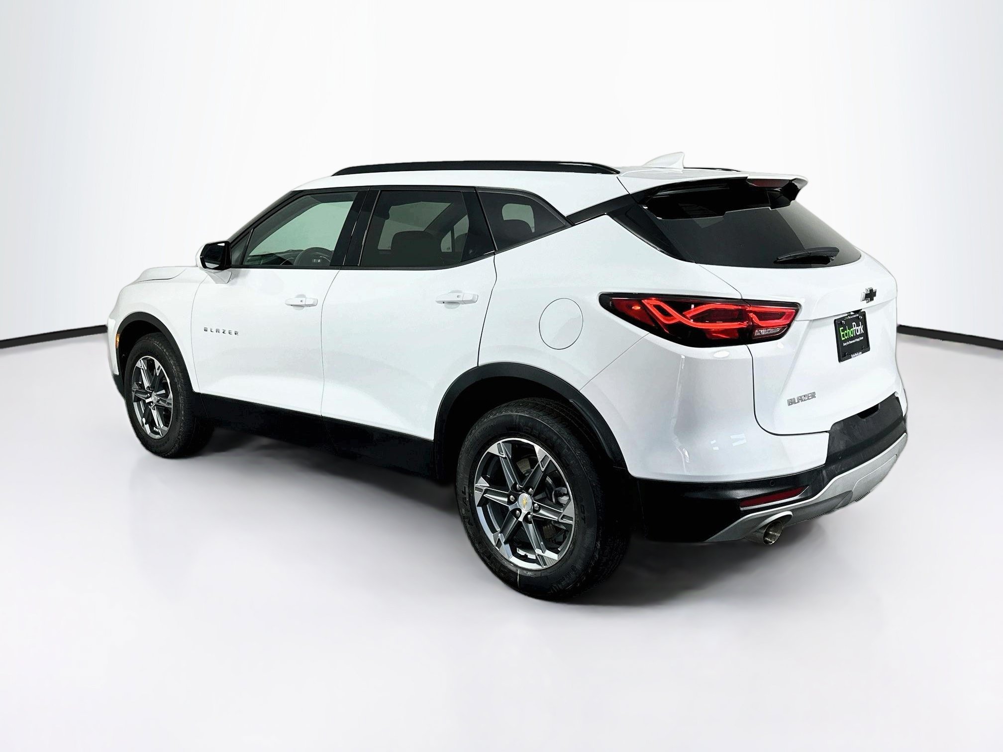 Used 2024 Chevrolet Blazer LT w/ Convenience Package FWD image 5