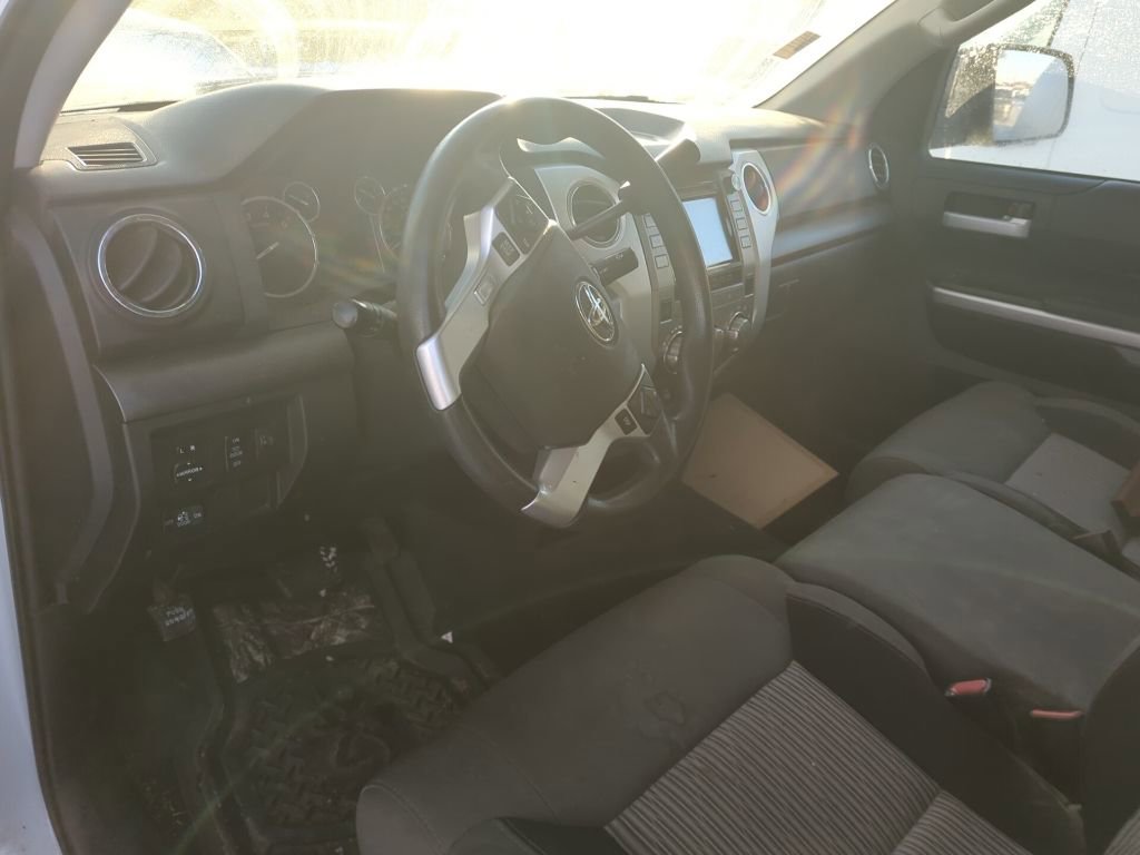 Used 2016 Toyota Tundra SR5 image 7