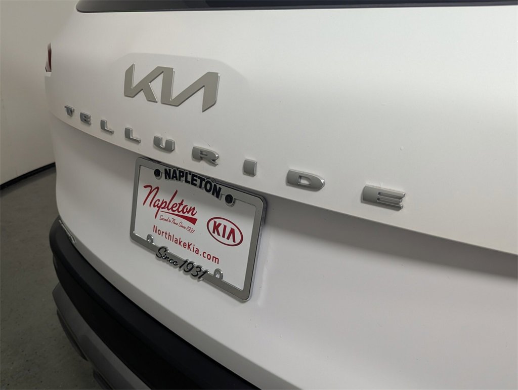 Used 2022 Kia Telluride S image 8
