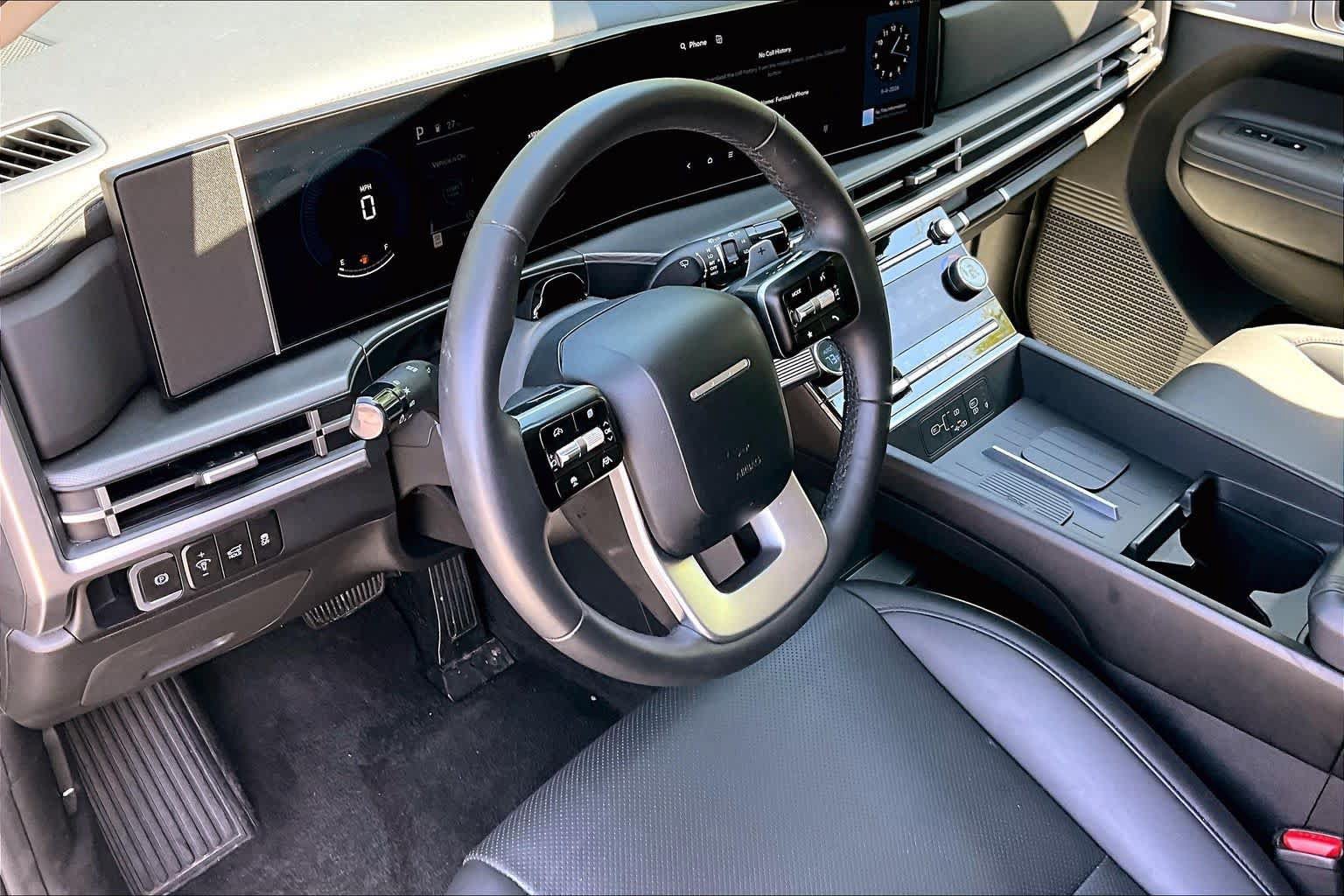 Used 2026 Hyundai Santa Fe SEL AWD/4WD image 18