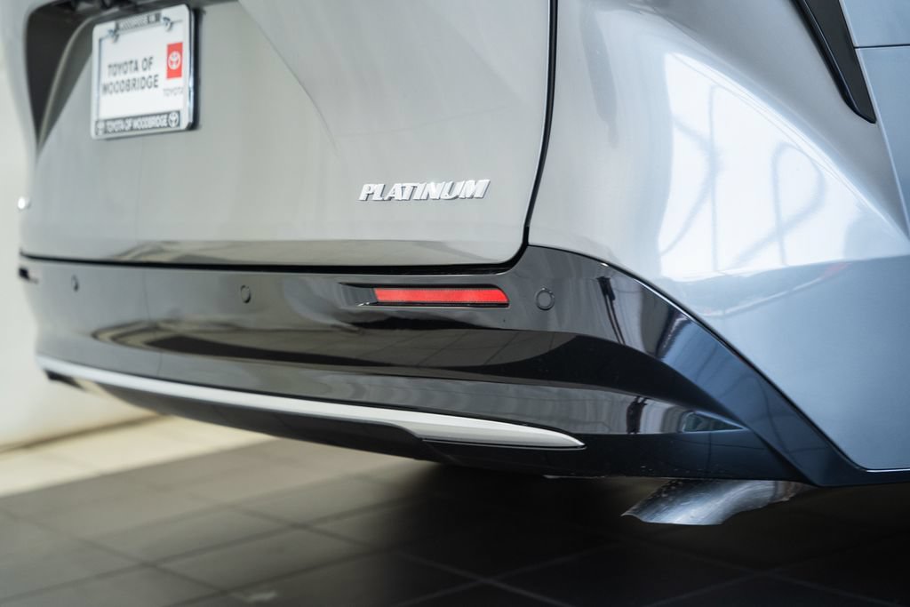 New 2026 Toyota Sienna Platinum AWD/4WD image 9