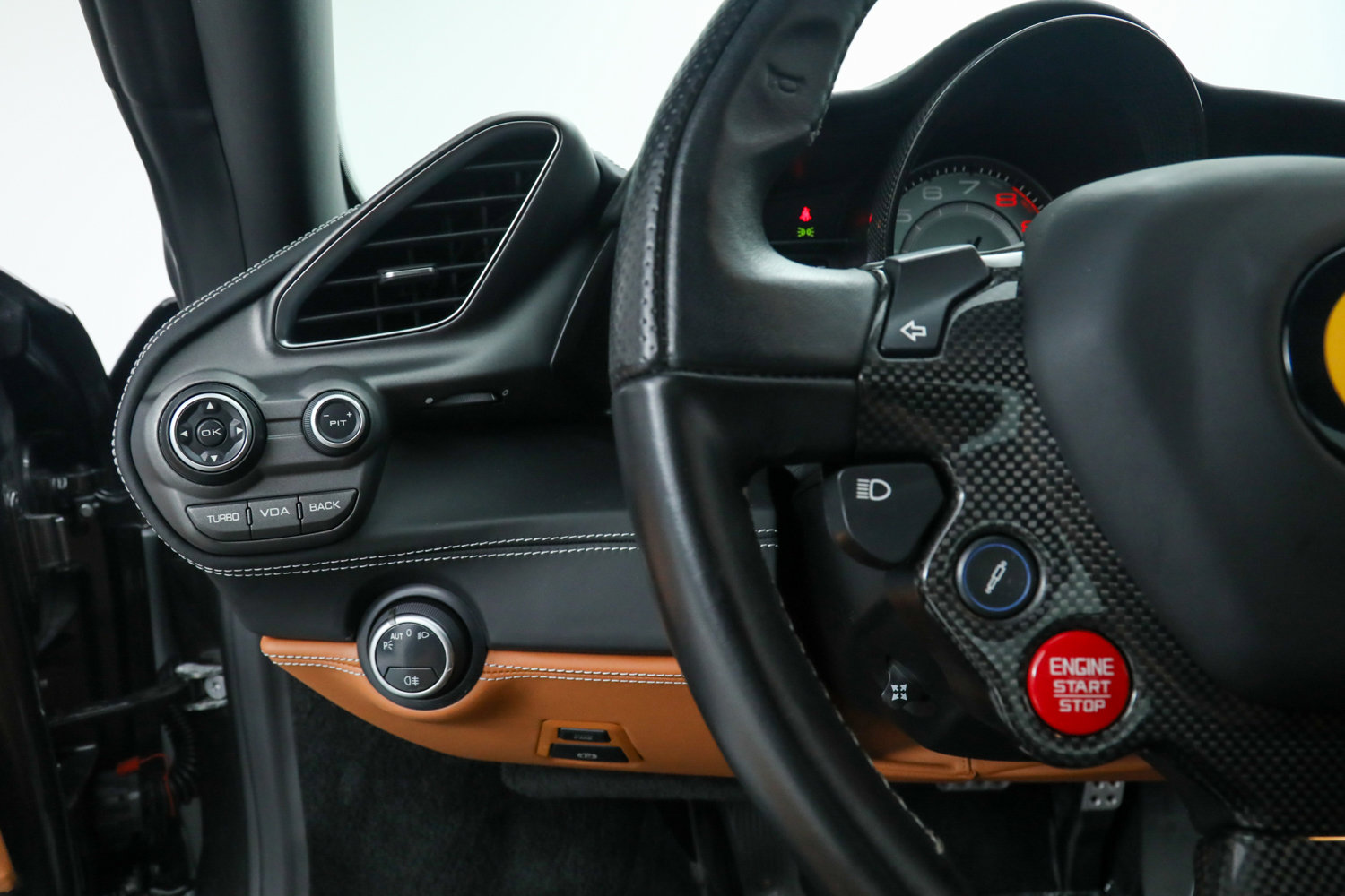 Used 2017 Ferrari 488 GTB image 27