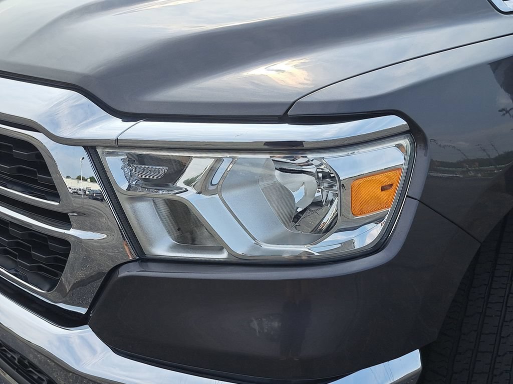 Certified 2024 RAM 1500 4x4 Crew Cab image 30