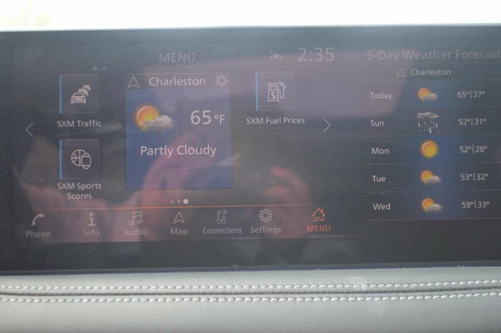 Certified 2025 INFINITI QX60 Luxe w/ Vision Package image 25