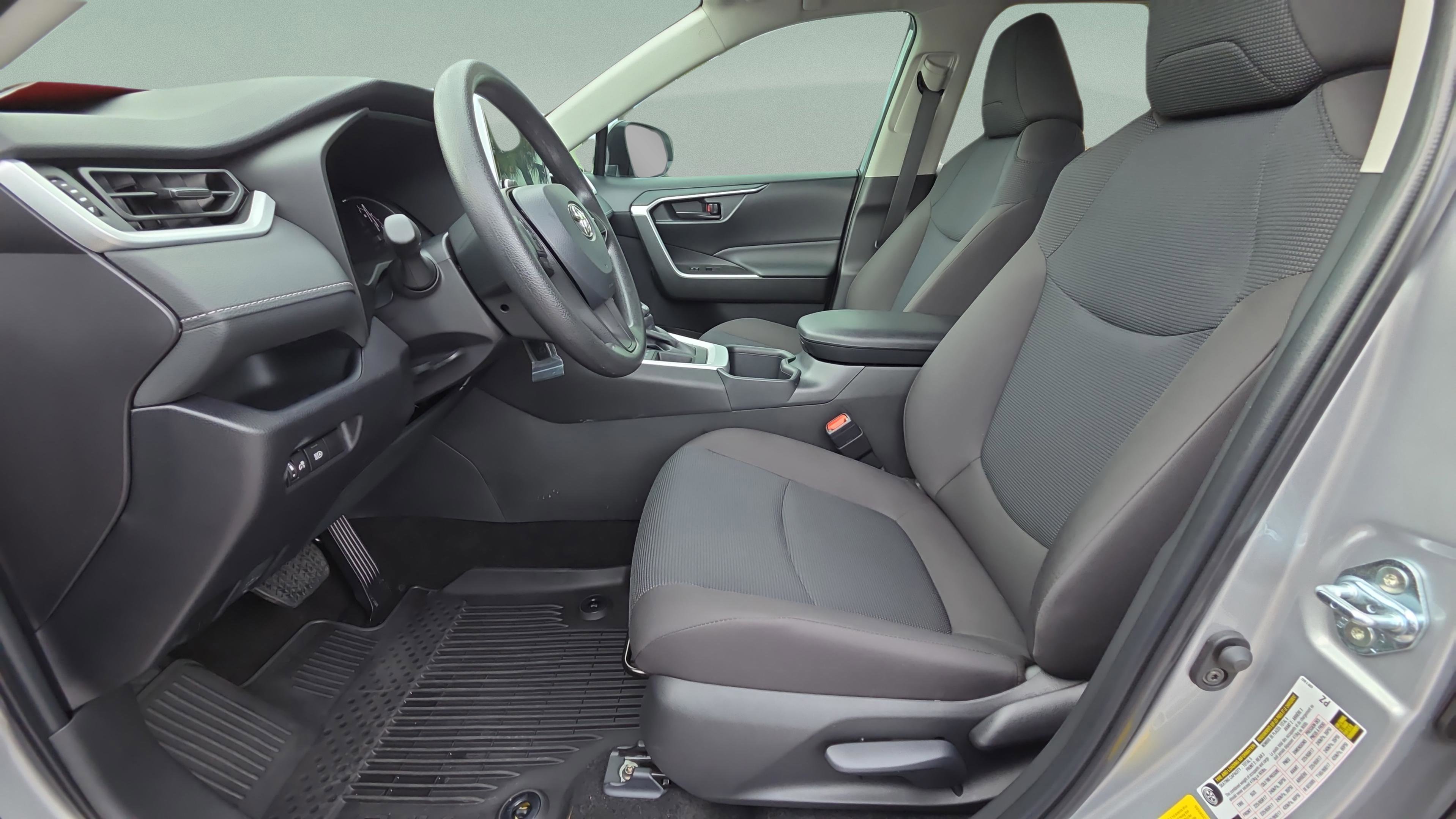 Certified 2025 Toyota RAV4 LE FWD image 10