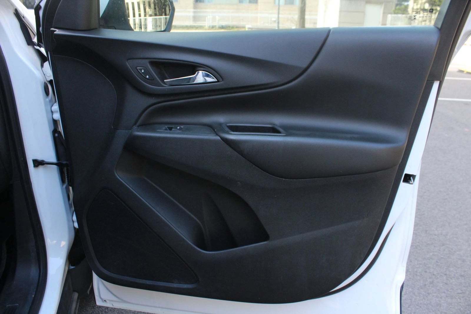 Used 2022 Chevrolet Equinox LT AWD/4WD image 24