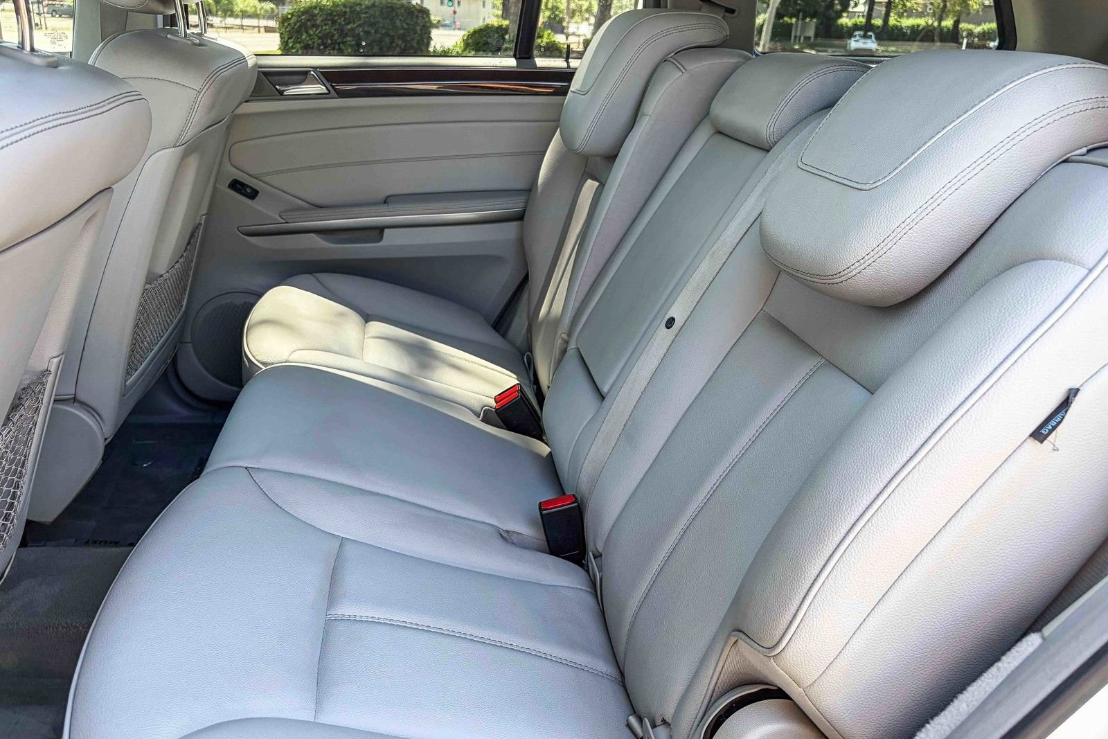 Used 2012 Mercedes-Benz GL 450 4MATIC image 18