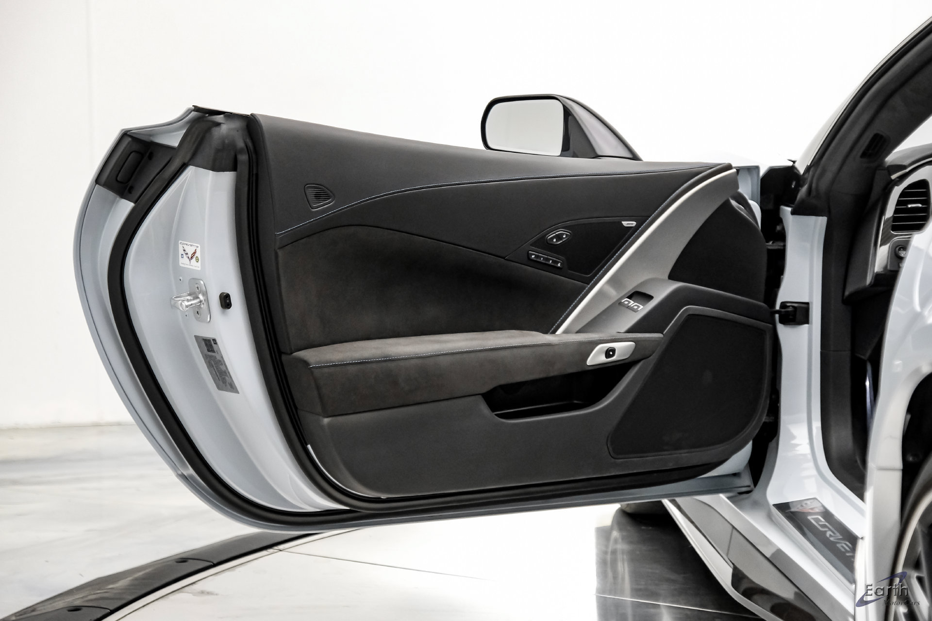 Used 2019 Chevrolet Corvette Z06 RWD image 91