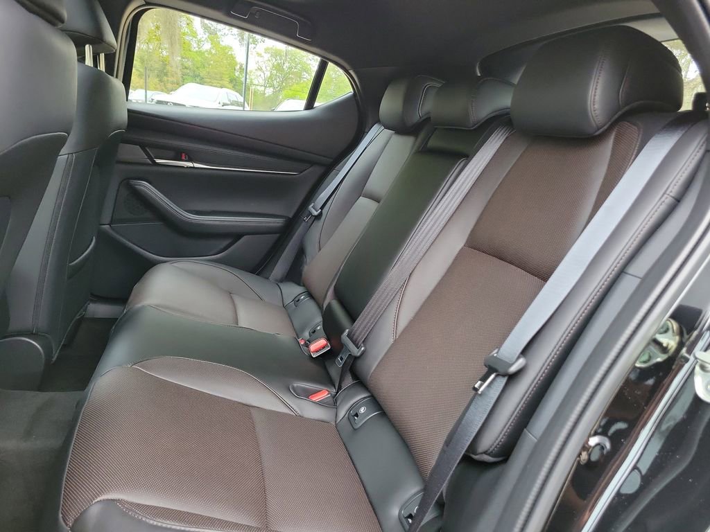 New 2026 MAZDA MAZDA3 2.5 S Hatchback w/ Premium Pkg FWD image 13