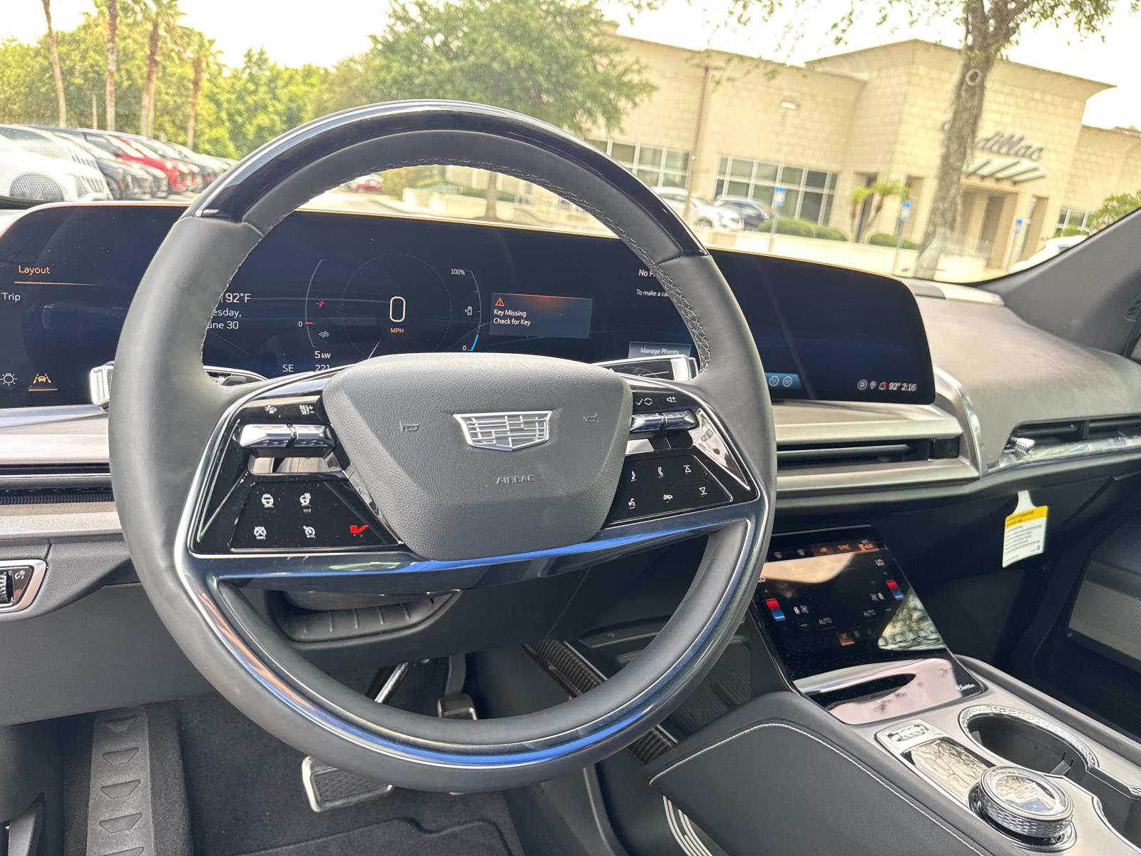 Certified 2026 Cadillac Vistiq Luxury AWD/4WD image 16