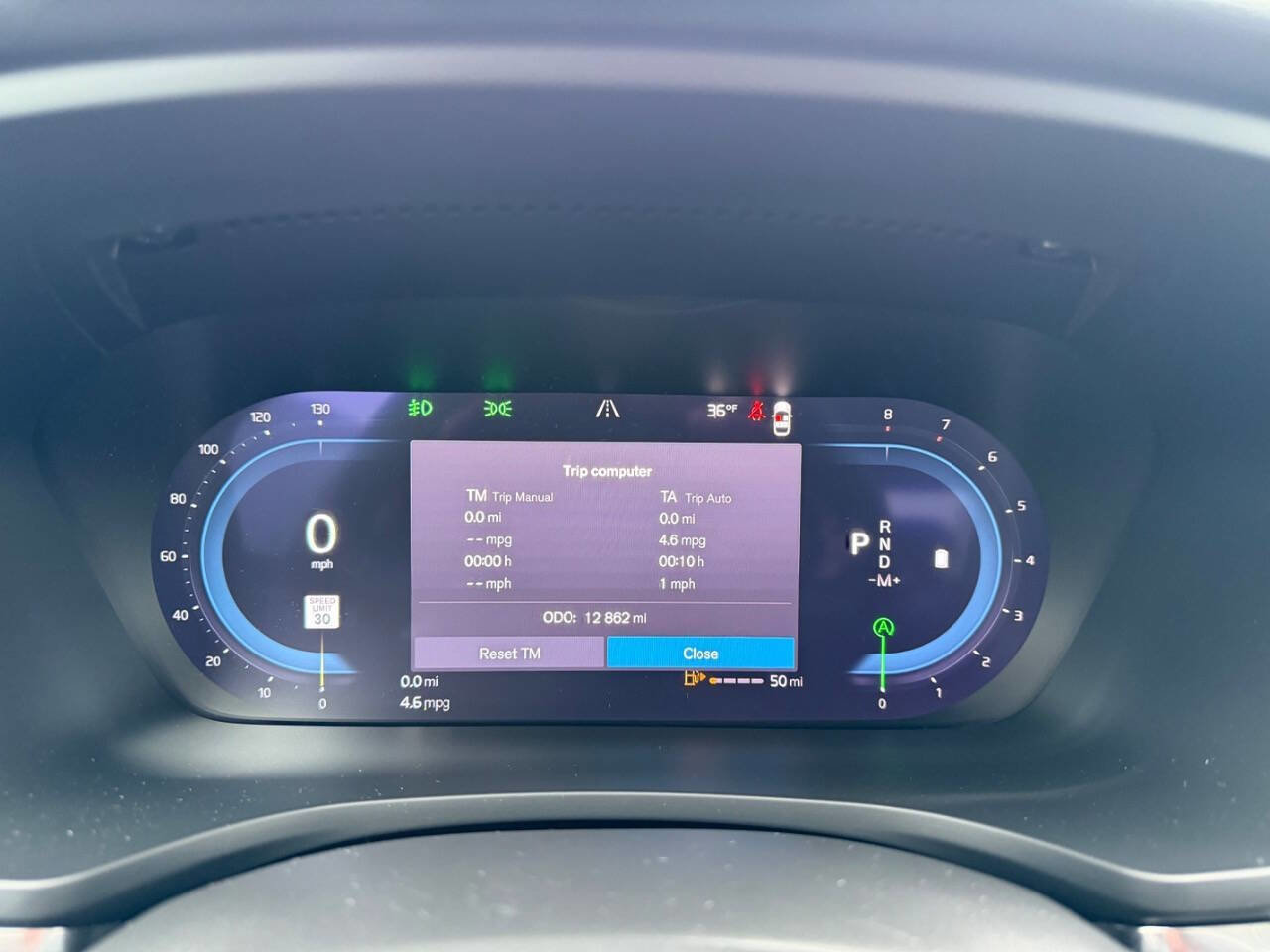 Used 2025 Volvo S60 B5 Core image 25