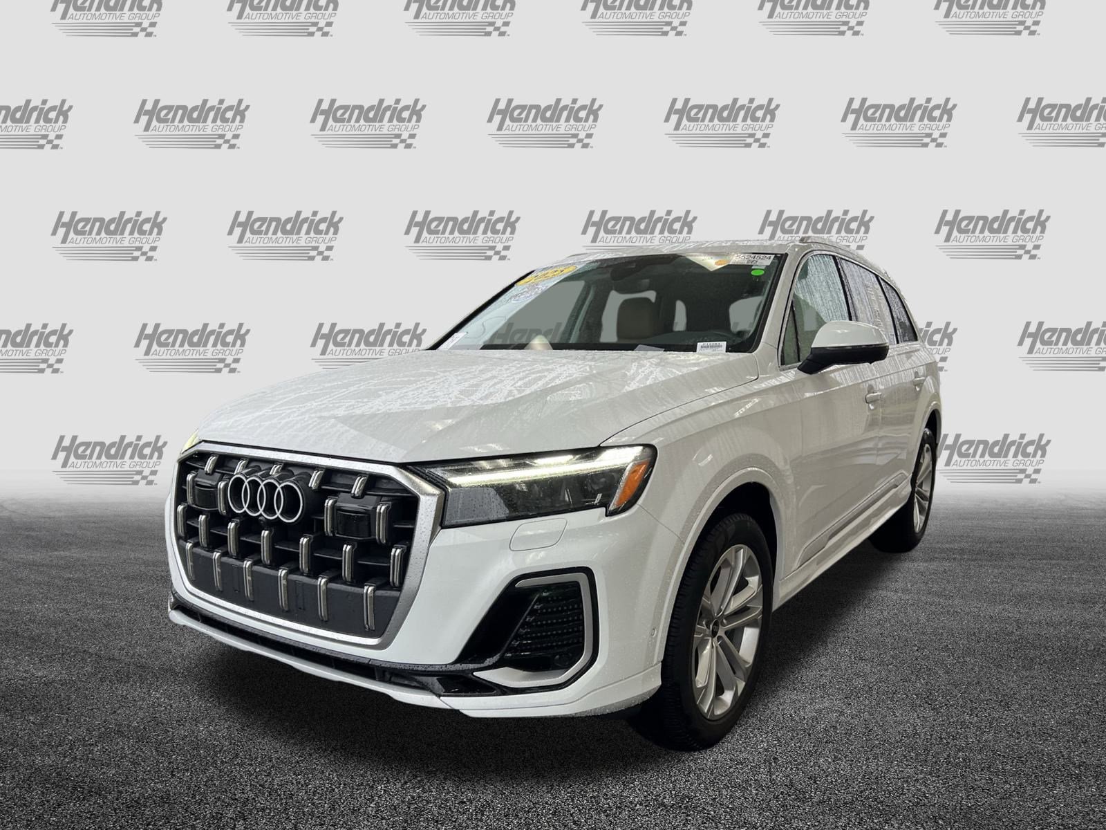 Used 2025 Audi Q7 3.0T Premium Plus w/ Premium Plus Package image 6