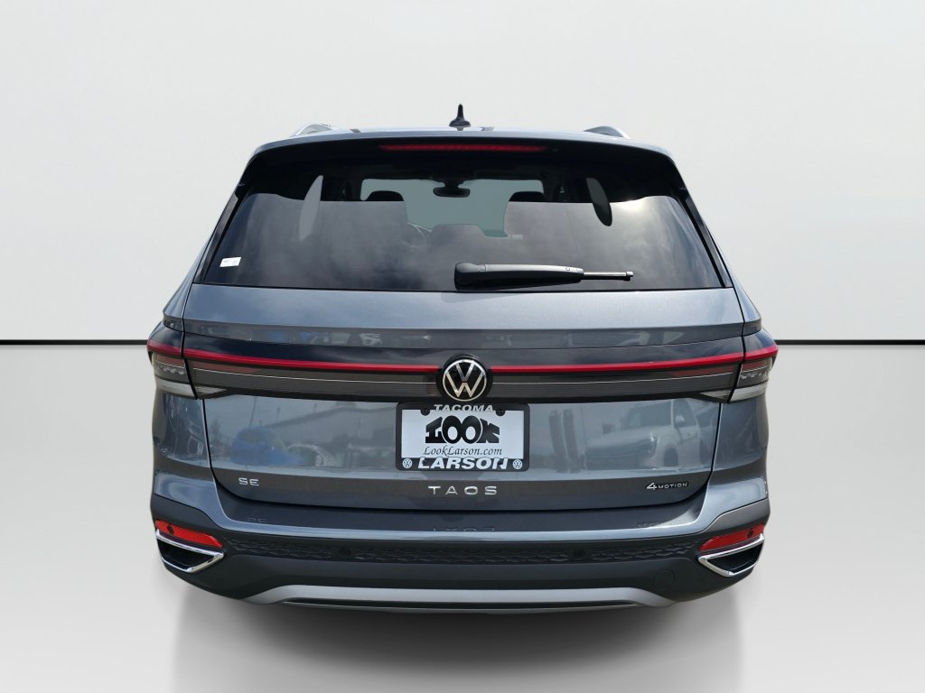 New 2026 Volkswagen Taos SE AWD/4WD image 4