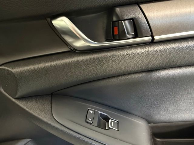 Used 2018 Honda Accord LX image 33