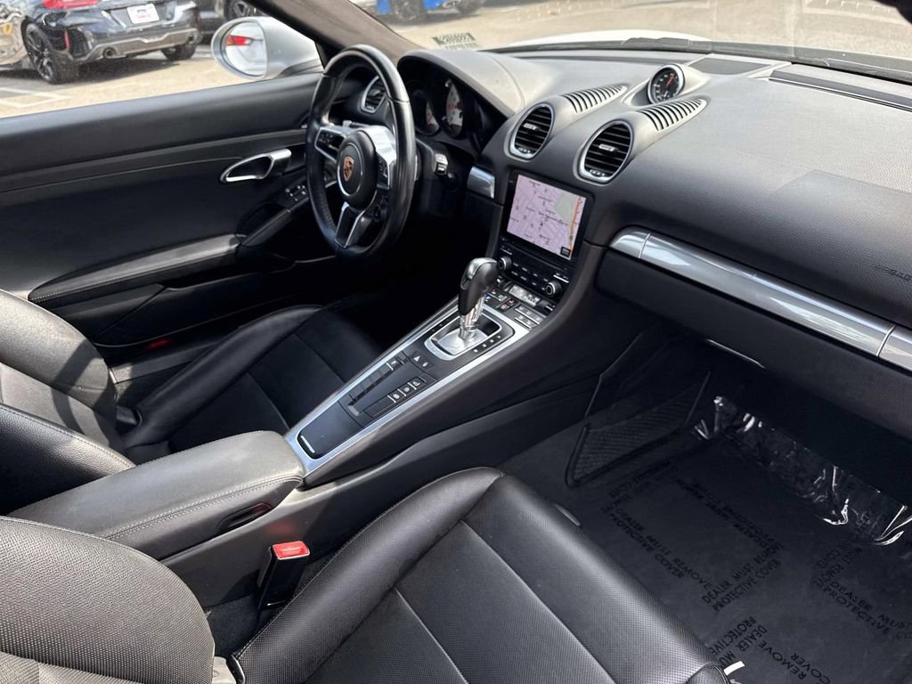 Used 2017 Porsche 718 Cayman S image 18