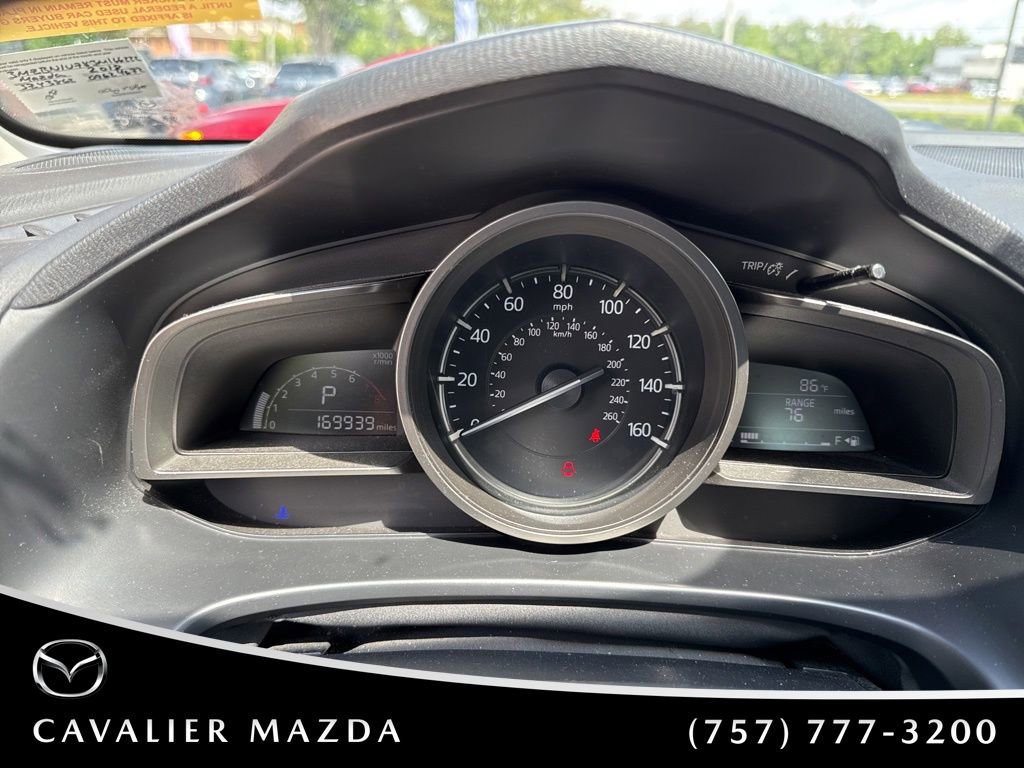 Used 2018 MAZDA MAZDA3 Sport w/ Preferred Equipment Package FWD image 15