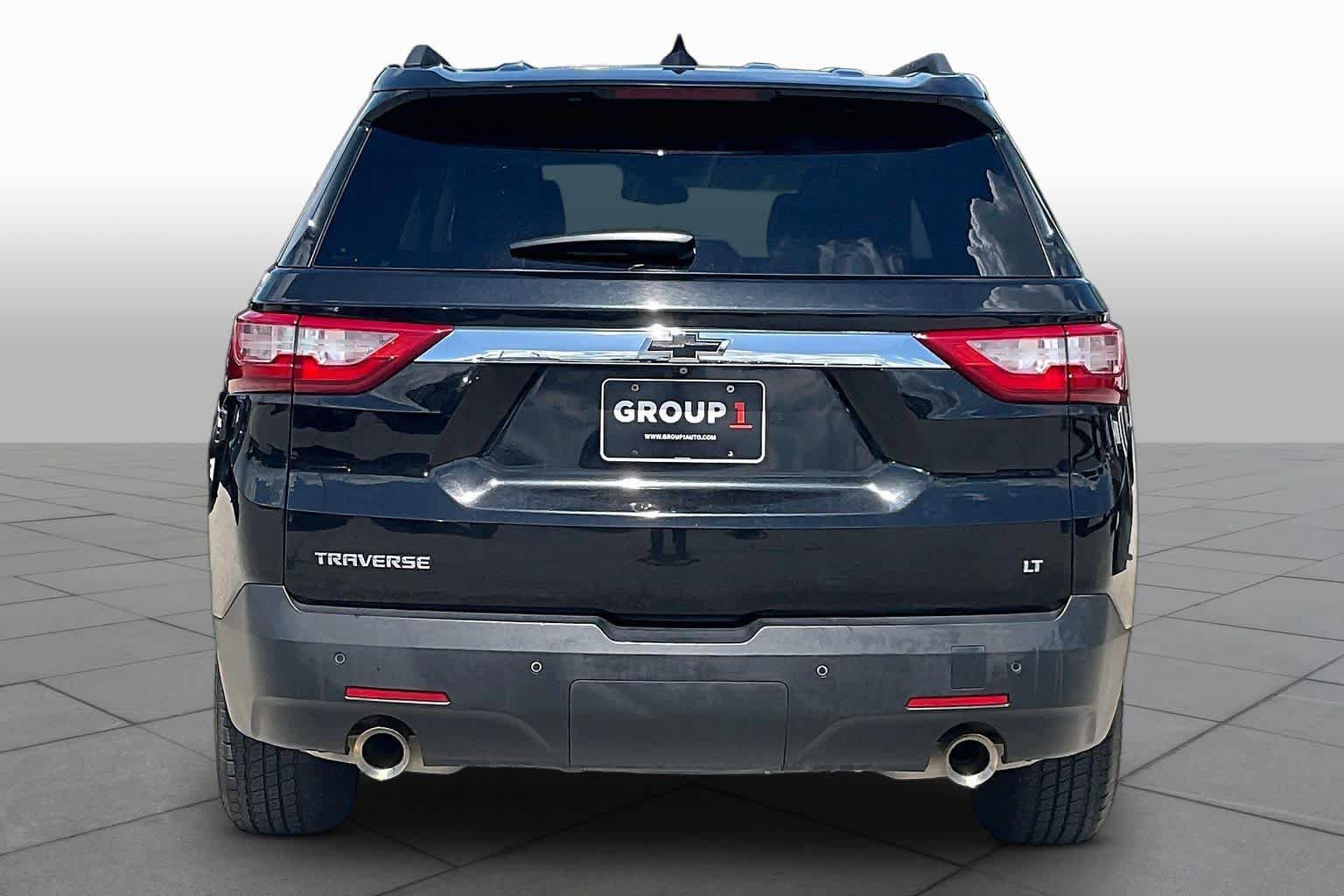 Used 2020 Chevrolet Traverse LT FWD image 5