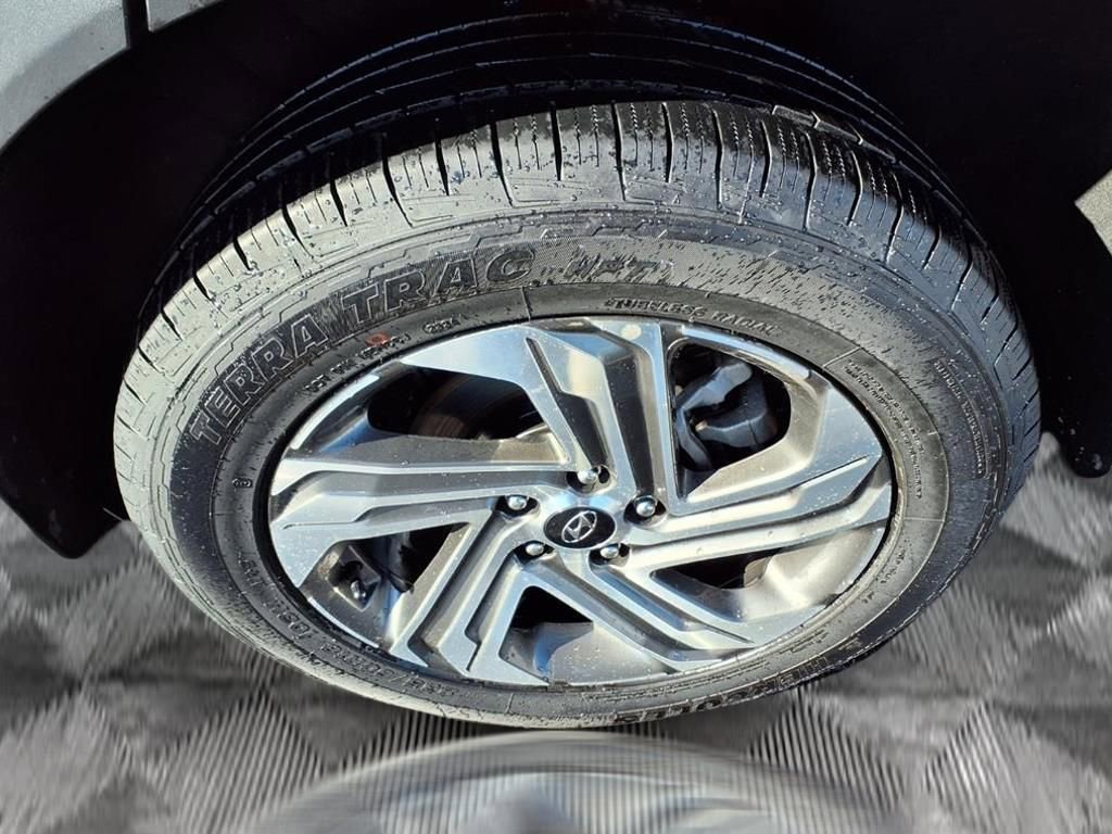 Used 2023 Hyundai Santa Fe SEL image 19