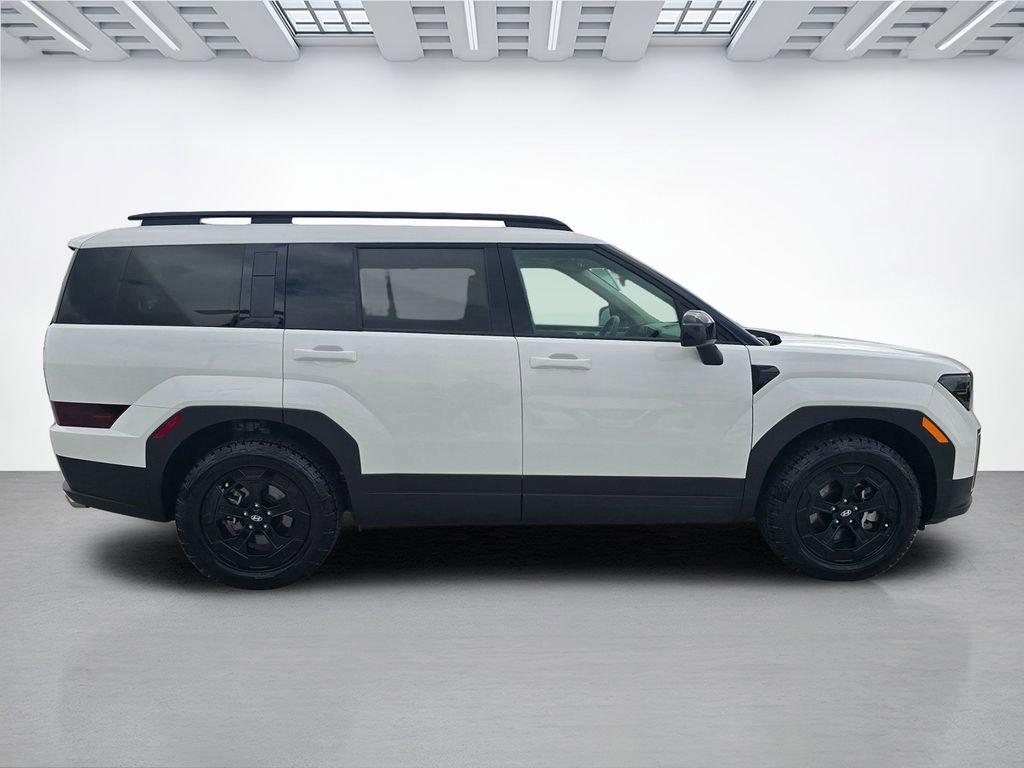 Used 2025 Hyundai Santa Fe XRT image 2