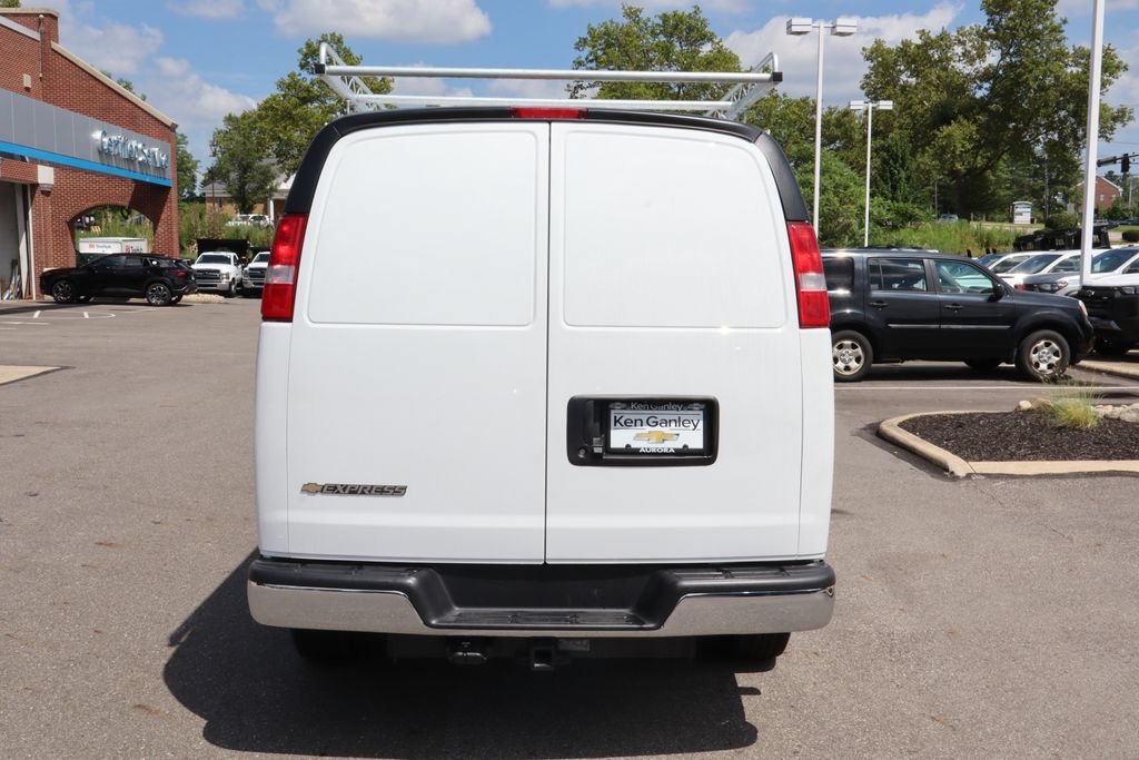 New 2025 Chevrolet Express 2500 w/ Driver Convenience Package RWD image 24