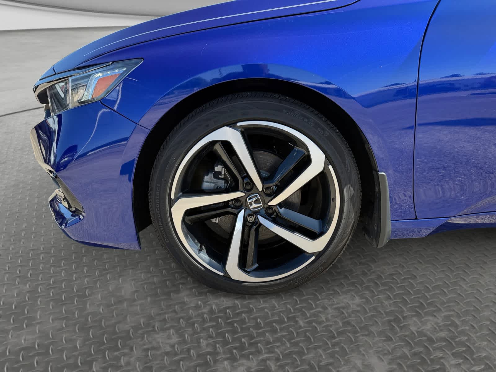 Used 2021 Honda Accord Sport image 9