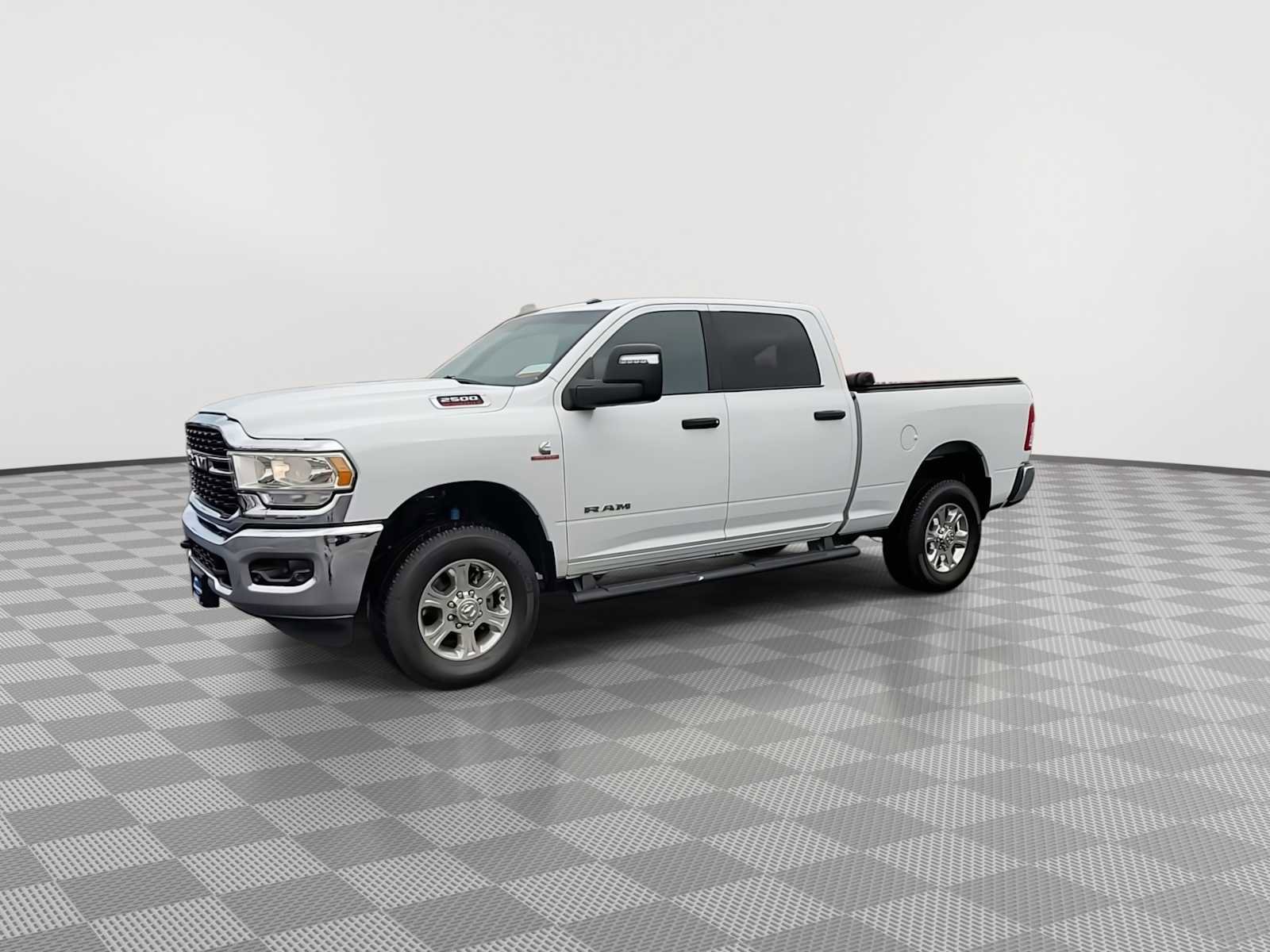 Used 2024 RAM 2500 Big Horn w/ Off Road Package image 4