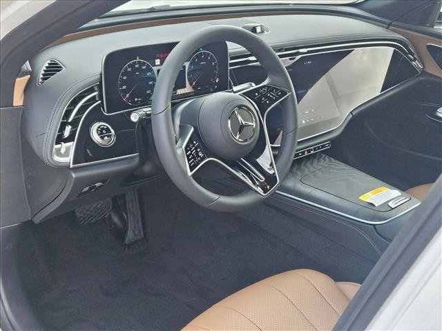 New 2026 Mercedes-Benz E 450 4MATIC Sedan image 9